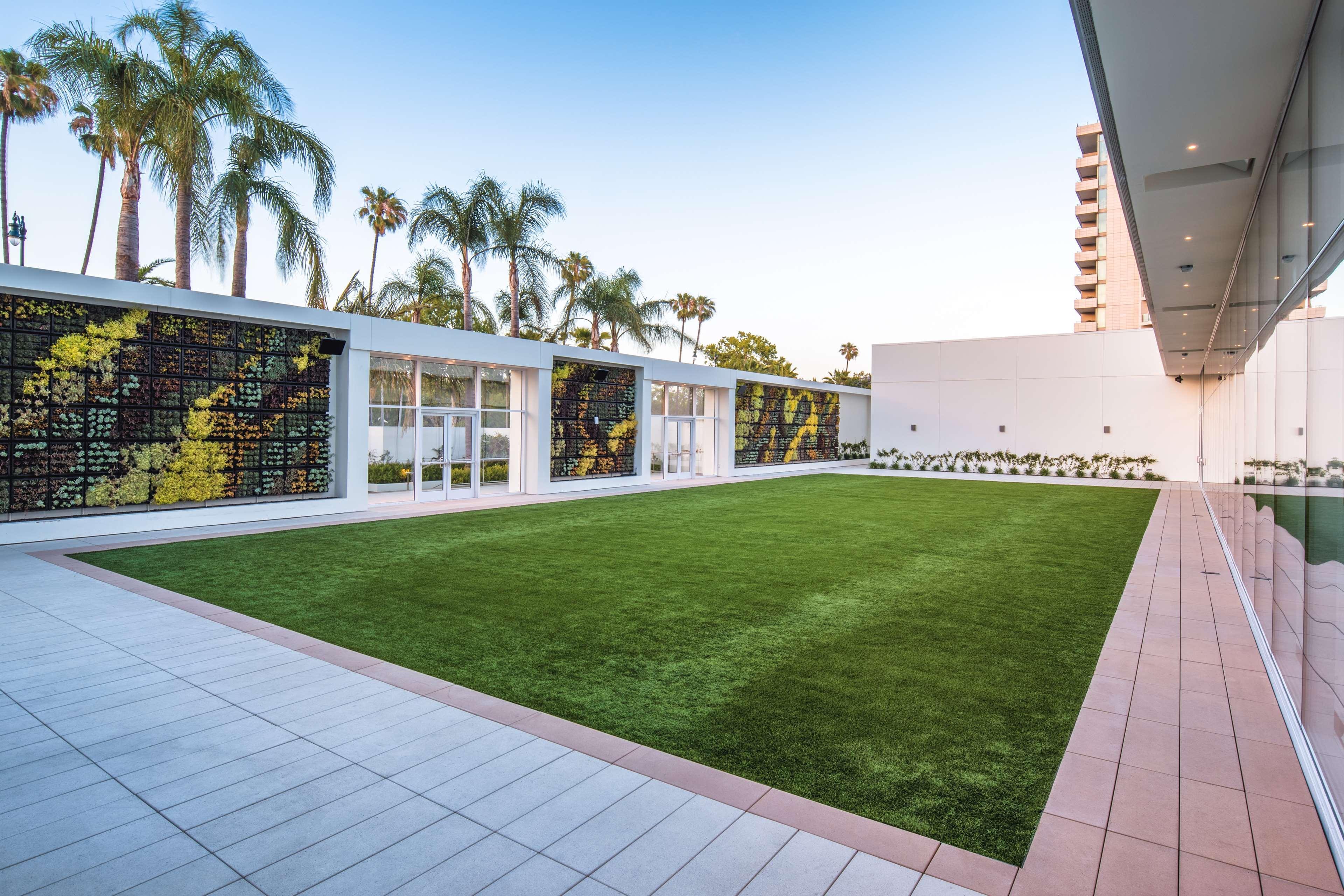 The Beverly Hilton Los Angeles Exteriör bild