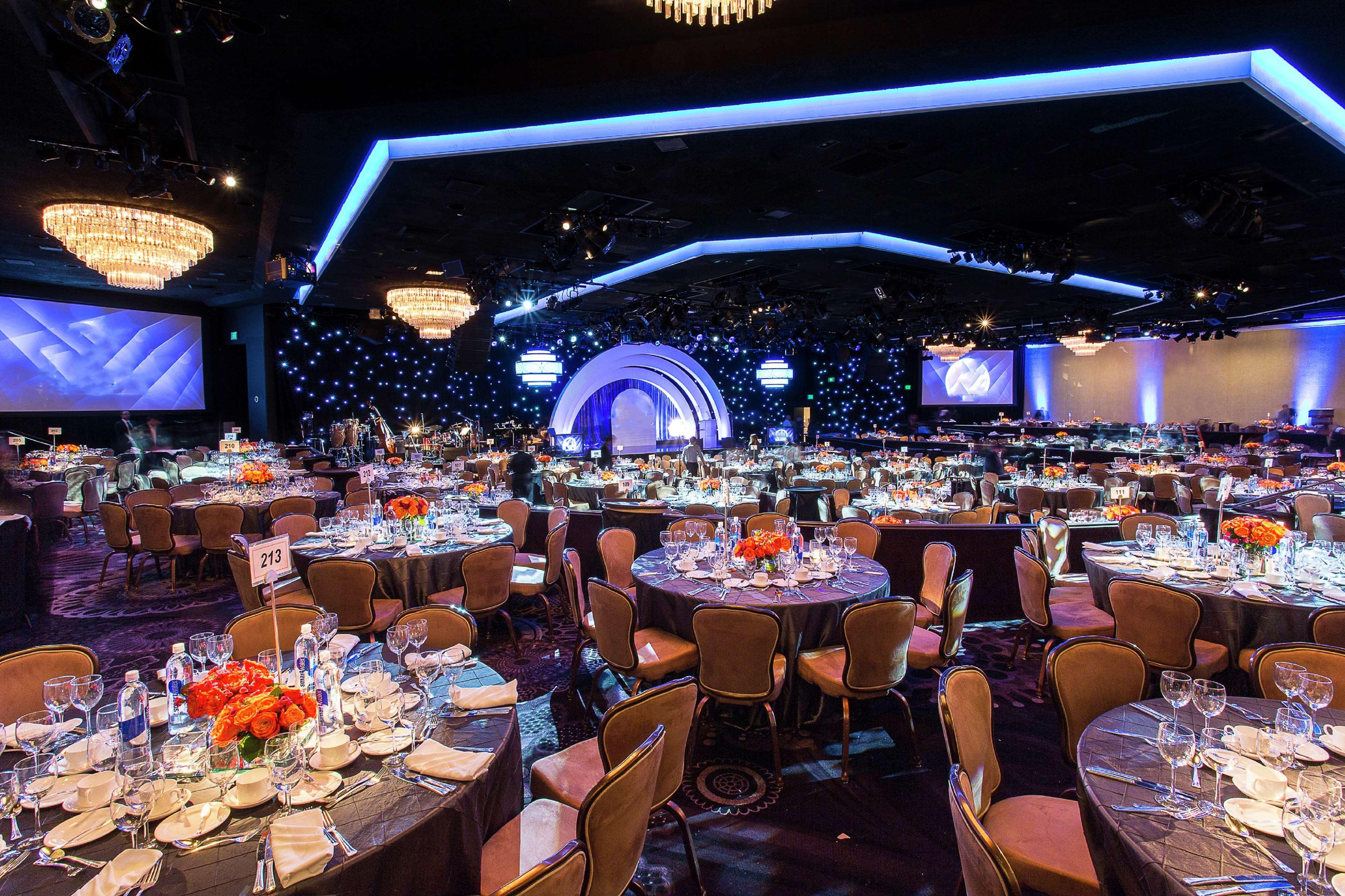 The Beverly Hilton Los Angeles Exteriör bild
