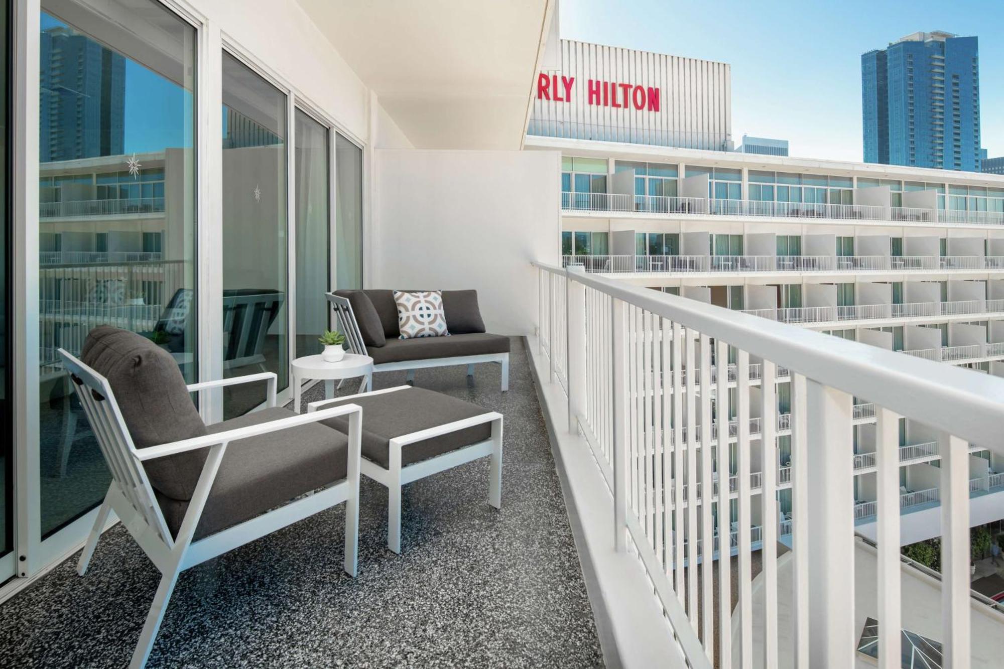 The Beverly Hilton Los Angeles Exteriör bild