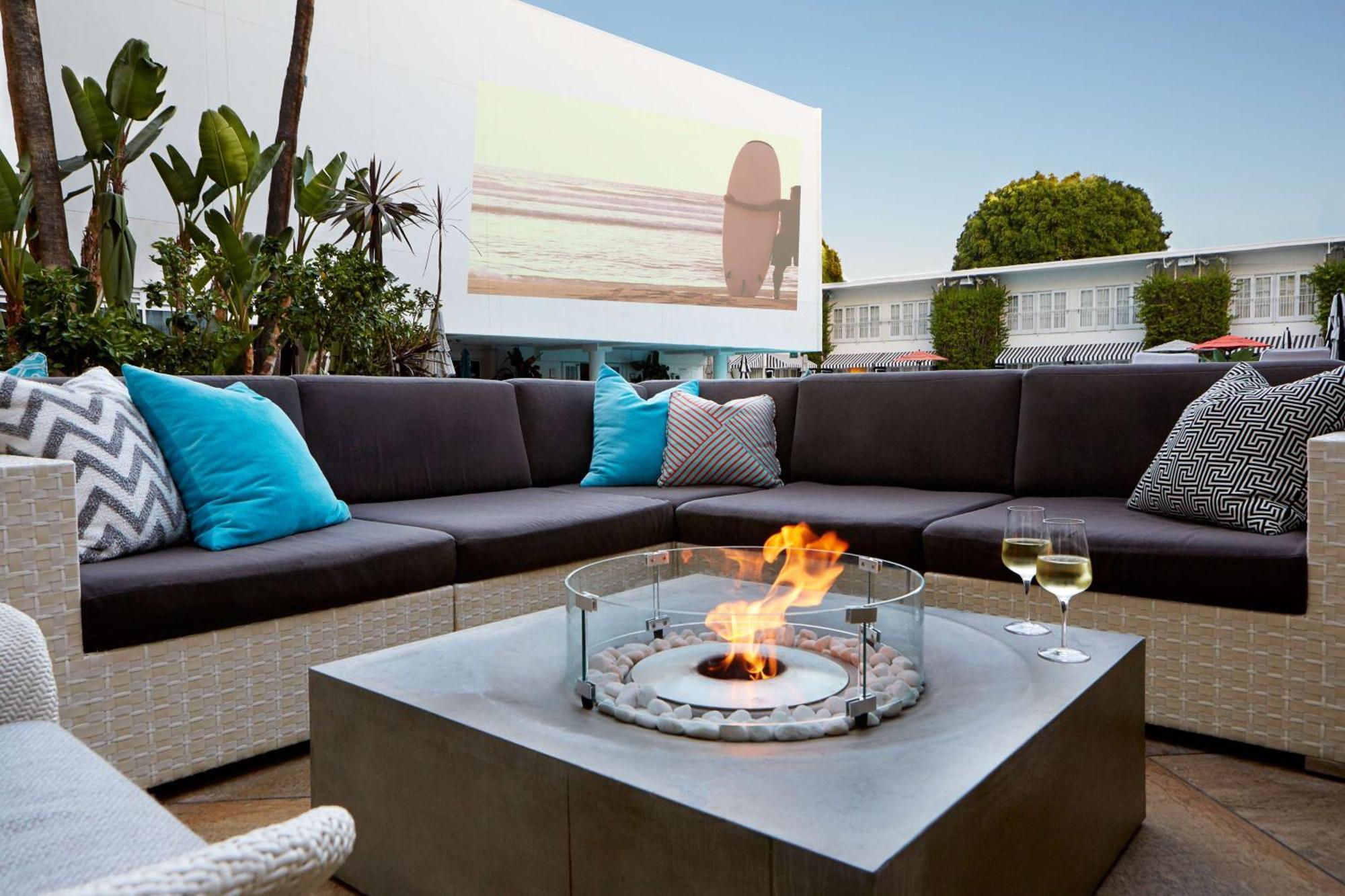 The Beverly Hilton Los Angeles Exteriör bild