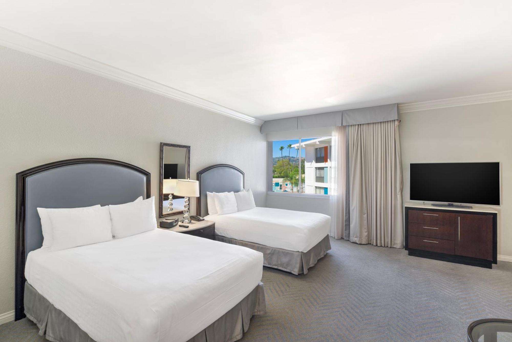 The Beverly Hilton Los Angeles Exteriör bild