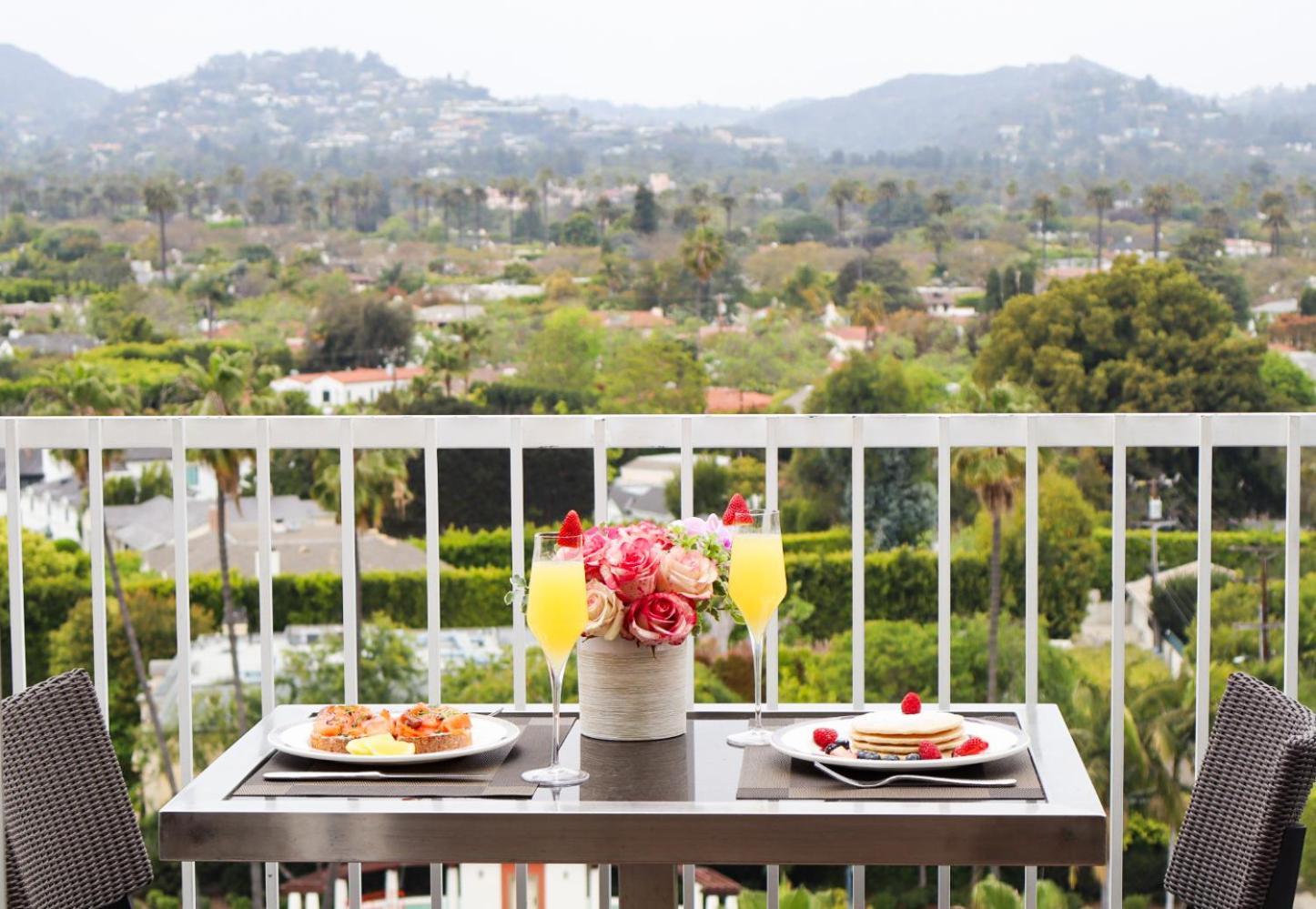 The Beverly Hilton Los Angeles Exteriör bild